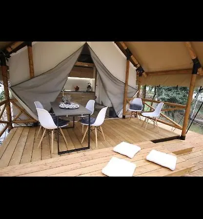 Luxury tent Glamping Stan Nova Zivohost - U Medvidku - Bella Chotilsko