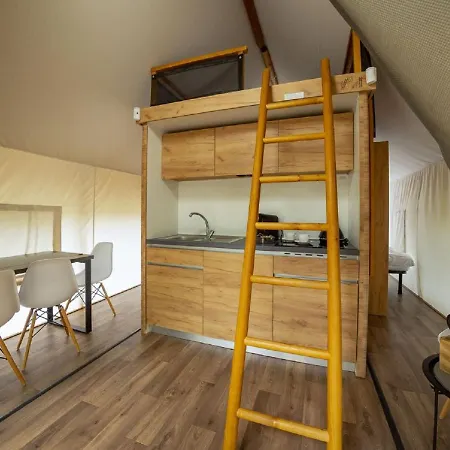 Glamping Stan Nova Zivohost - U Medvidku - Bella Luxury tent